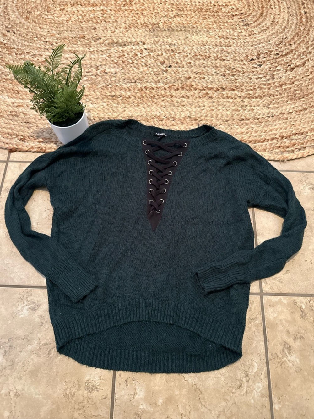 LACE UP SWEATER